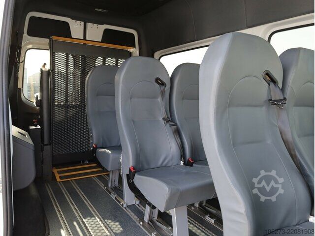 Van Mercedes-Benz Sprinter 317 CDI Kombi,Rollstuhllift,8Sitze