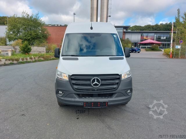 High top van MERCEDES-BENZ Sprinter 317CDI-MBUX-360Kamera-Navi