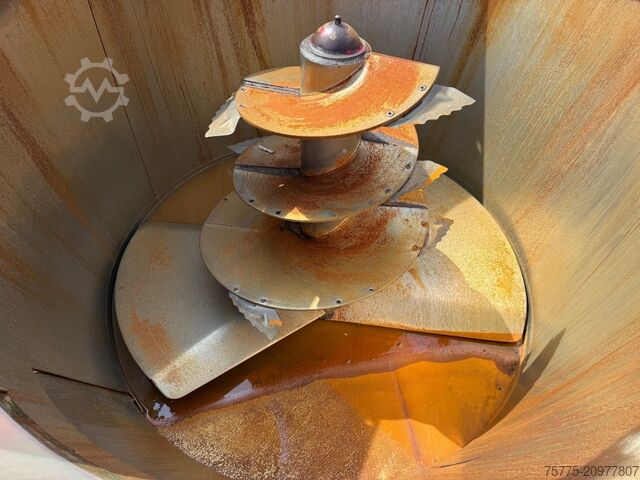 Agricultural machine  Solomix 1-1400