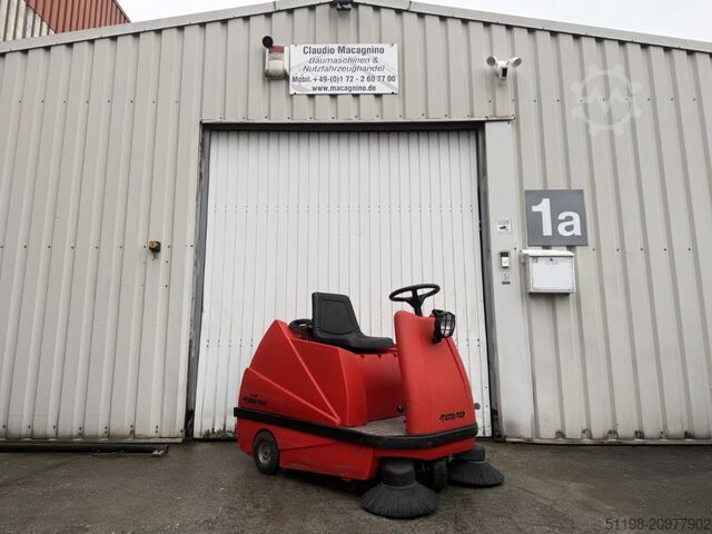 Ride-on vacuum sweeper Stolzenberg Twin Top TT 1100 / E Aufsitzkehrmaschine