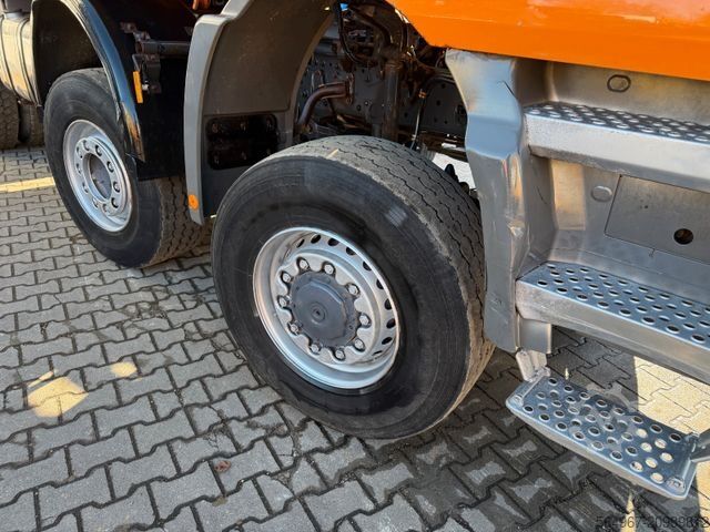 Three-sided tipper truck MERCEDES-BENZ 4143 Actros MP1 3-Seiten-Kipper Bordmatic 8x6