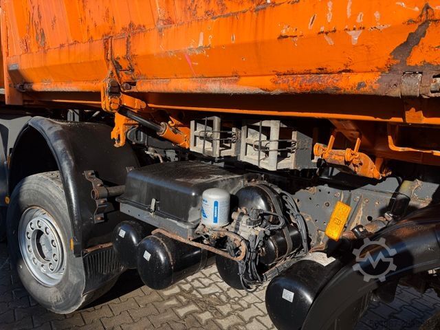 Three-sided tipper truck MERCEDES-BENZ 4143 Actros MP1 3-Seiten-Kipper Bordmatic 8x6