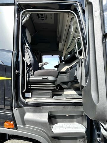 Standard tractor unit FORD F-MAX 500 in Voll- Ausstattung, MIETEN?