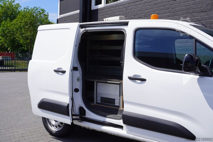 Panel van Peugeot Partner 1.5 BlueHDI 130PK EURO 6 - Airco - Crui...