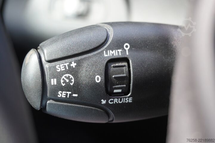 Panel van Peugeot Partner 1.5 BlueHDI 130PK EURO 6 - Airco - Crui...