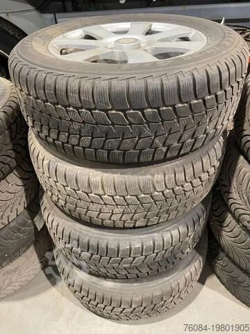 Wheels with tire set Bridgestone *Mercedes velgen 17 inch met Bridgestone banden...