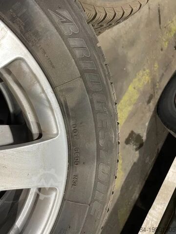 Wheels with tire set Bridgestone *Mercedes velgen 17 inch met Bridgestone banden...