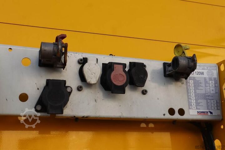 Curtain sided Schmitz Cargobull SCB3ST CoC Documents, TuV Loading Certif