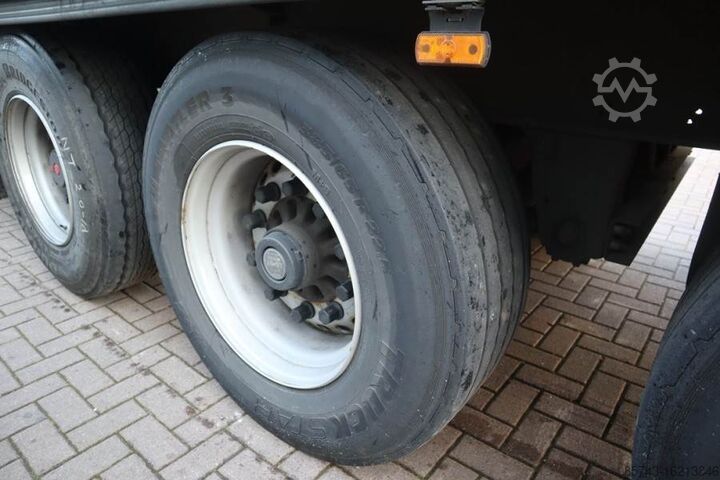 Curtain sided Schmitz Cargobull SCB3ST CoC Documents, TuV Loading Certif