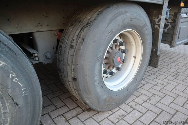 Curtain sided Schmitz Cargobull SCB3ST CoC Documents, TuV Loading Certif