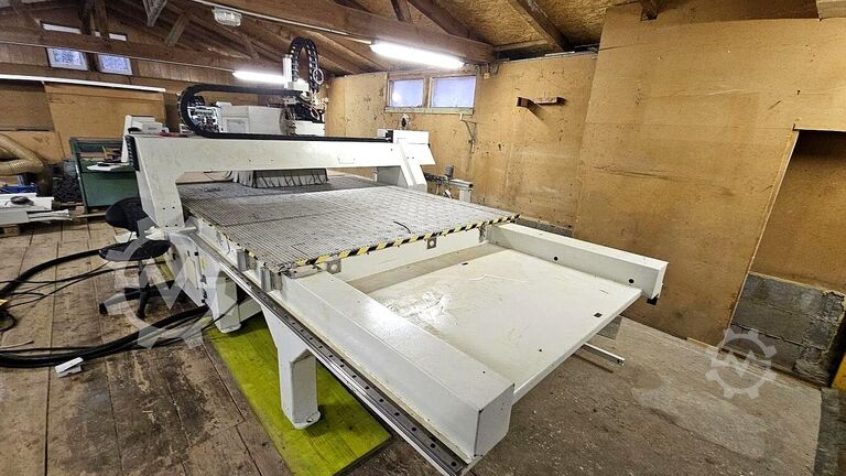 Bearbeitungszentrum Morbidelli Universal 3622