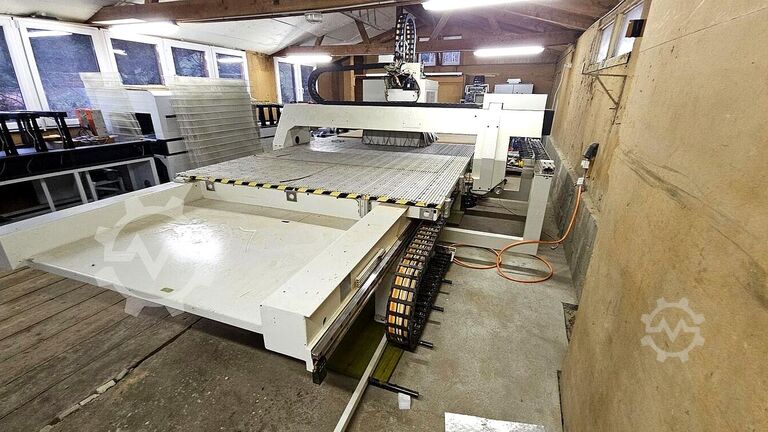 Bearbeitungszentrum Morbidelli Universal 3622