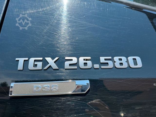 Logging truck MAN TGX 26.580