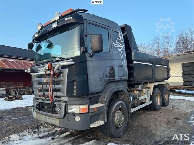 Kipper Scania R560 6x4 snow-prepared tipper truck