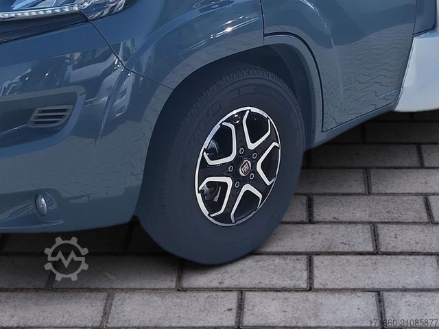 Teilintegriertes Wohnmobil BÜRSTNER Lyseo TD 727 G Mega Deal! 36.021 Euro sparen!