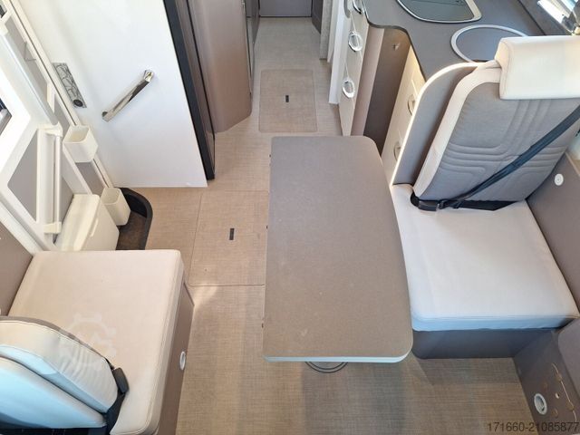 Teilintegriertes Wohnmobil BÜRSTNER Lyseo TD 727 G Mega Deal! 36.021 Euro sparen!