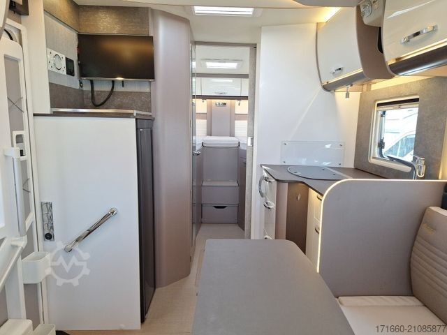 Teilintegriertes Wohnmobil BÜRSTNER Lyseo TD 727 G Mega Deal! 36.021 Euro sparen!