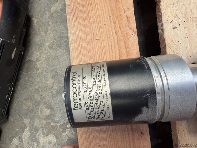Elektromotor INDRAMAT MAC041A-0-1S-4-E/050-A-0/W1668LV