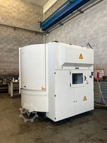 VERTIKALES BEARBEITUNGSZENTRUM Mikron HSM 800