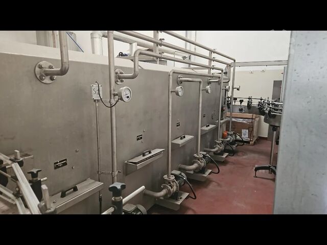 Gebrauchte komplette isobarische Abfülllinie für Glasflaschen (Wein) - 2000BPH Cobert 