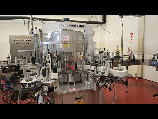 Gebrauchte komplette isobarische Abfülllinie für Glasflaschen (Wein) - 2000BPH Cobert 