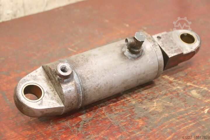 Hydraulikzylinder unbekannt Hub 75 mm