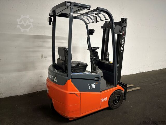 Electric 3-wheel forklift Toyota 7FBEST13 - nur 363 Stunden !!!