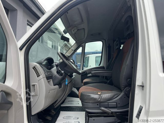 Kleinbus FIAT DUCATO 8 SITZER KLIMAAUTO. TEMPOMAT AHK
