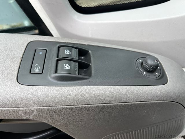 Kleinbus FIAT DUCATO 8 SITZER KLIMAAUTO. TEMPOMAT AHK