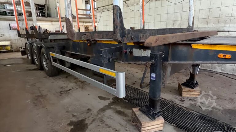 Log semitrailer SCHWARZMÜLLER S1 / Y170 / BA0 Holz Auflieger Bj 2011