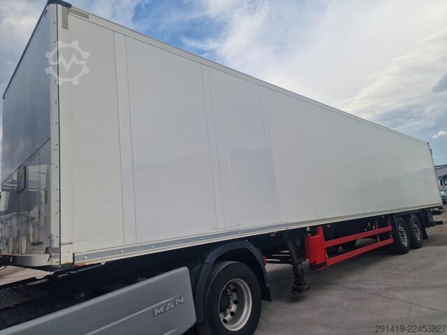 Box semitrailer SCHMITZ CARGOBULL SCB 2 Koffer mit Lbw Bj 2012
