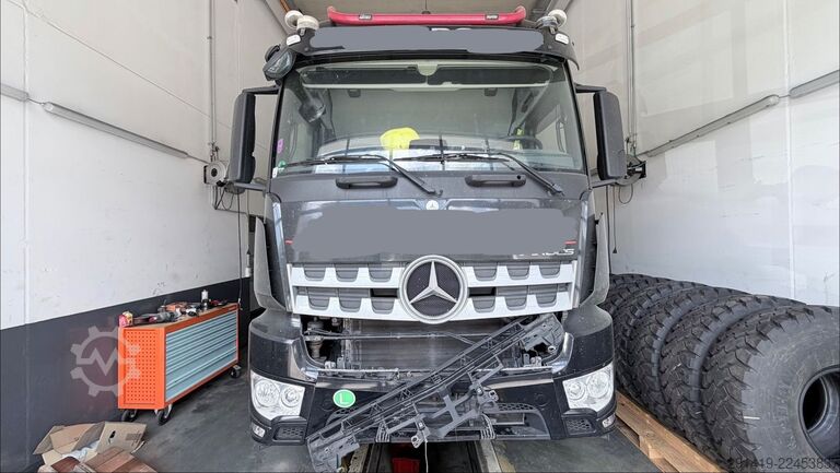 Standard tractor unit MERCEDES-BENZ Arocs 1851 4x4  Hydrodrive Bj 2016