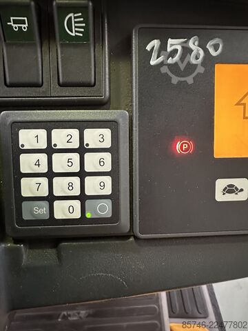 EZS 590 * DEMO!! NEW battery!! JUNGHEINRICH EZS 590 * DEMO !! NEW battery !!