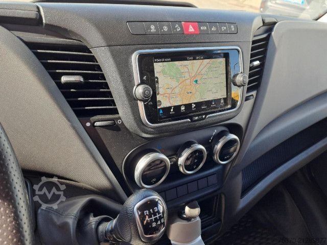 Transporter mit Pritsche & Plane IVECO DAILY 35C18 3.0 - 4100