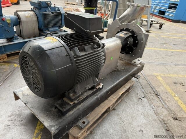 Milk & dairy production GEA MAXA 200-400