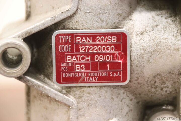 Winkelgetriebe 1:1 Bonfiglioli ILAPAK RAN 20/SB Astra-STD