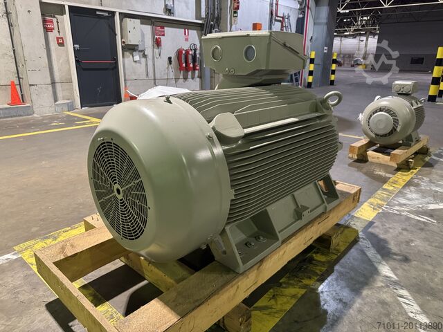 Electric motor Siemens 1LE56033BB390AK1-Z