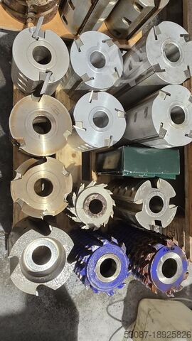 Planer heads for moulder