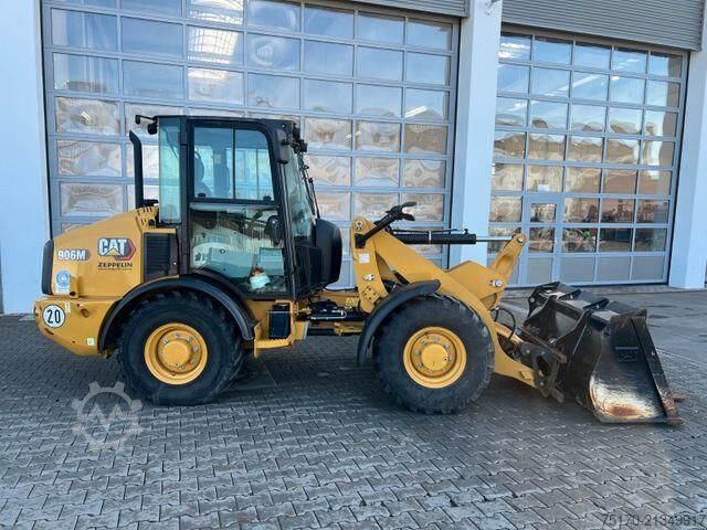 Radlader CAT 906M / 2020 / nur 480h / Gabel / Schaufel