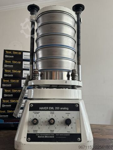 Vibrating screen Haver EML 200 analog