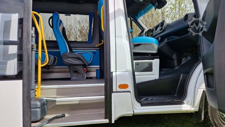 Kleinbus MERCEDES-BENZ 517 Sprinter Mitteltüre Lord Comfort 22 S Travel