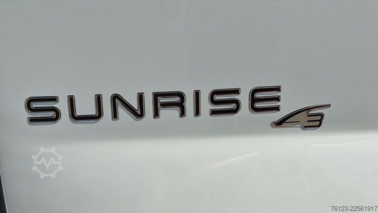 Minibus IVECO 2x Daily 70 Lagerfahrzeug Ferqui Sunrise 2,5 m B