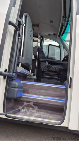 Minibus IVECO 2x Daily 70 Lagerfahrzeug Ferqui Sunrise 2,5 m B