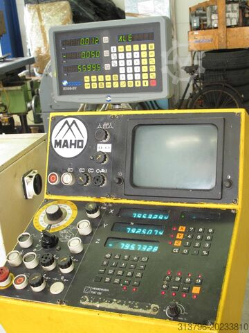Milling machine MAHO MH400P