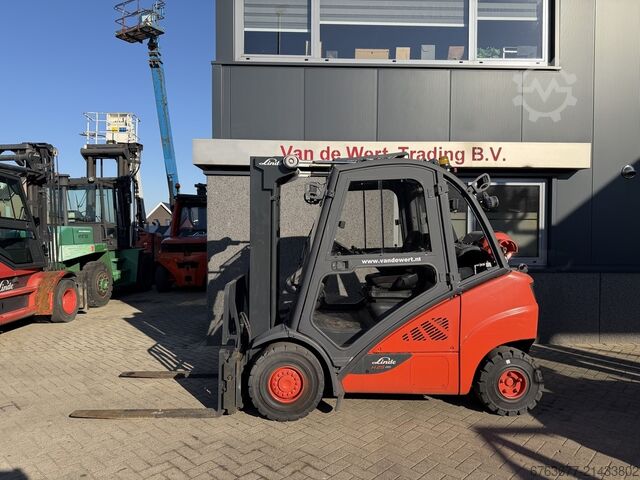 Forklift LINDE H25T-02/600 triplex 480 FREELIFT/SIDESHIFT/FORK POSITIONER 2016 LPG LINDE H25T-02/600 triplo480 FREELIFT/SIDESHIFT/VORKVERSTELLER 2016 LPG