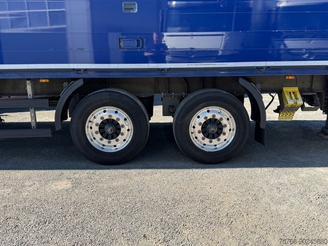 Beverage truck MERCEDES-BENZ ACTROS 2540 L/ 2 x LBW / LENKACHSE / KOMPLETTZUG