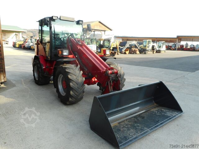 Radlader Schäffer 900 T mit Teleskoparm