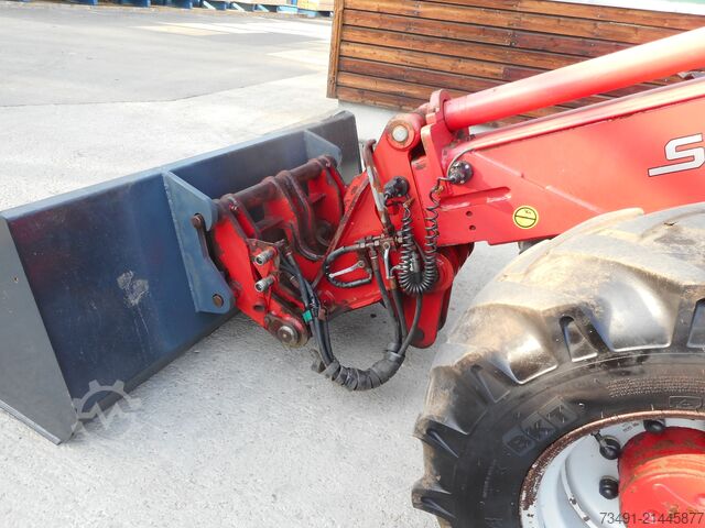 Radlader Schäffer 900 T mit Teleskoparm