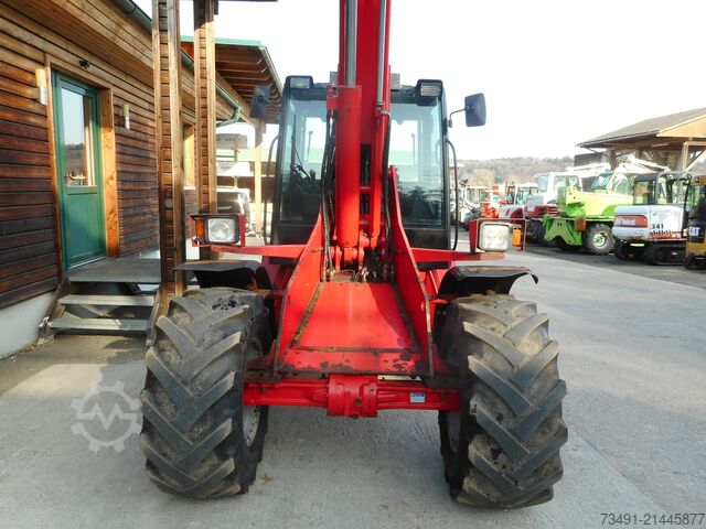 Radlader Schäffer 900 T mit Teleskoparm