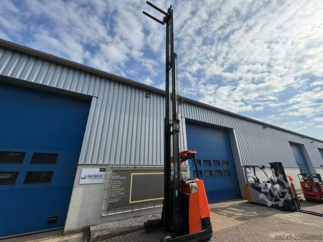 VS-23000 Reach Truck BT RRE140 9800mm BT RRM14